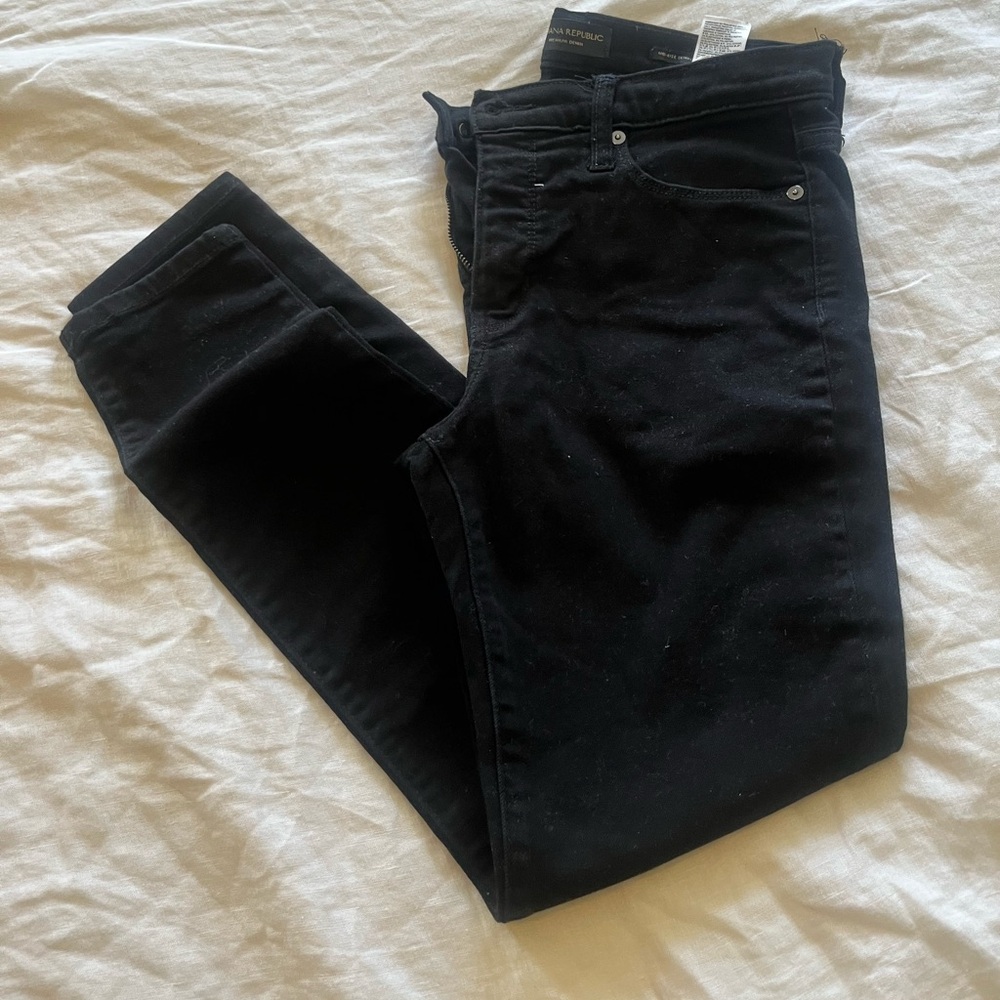 Banana Republic Black Skinny Jeans - Women's Stretch Fit